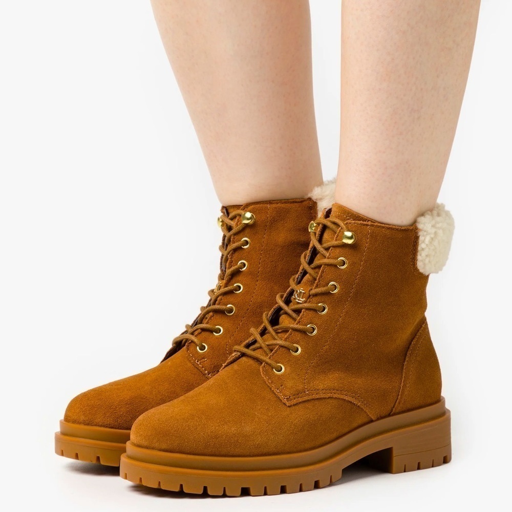 NWOT LAUREN RALPH LAUREN Carlee Suede Boots 7.5